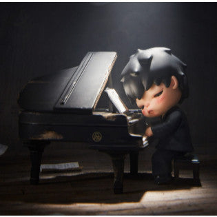 [100% Authentic] Hirono The Pianist Figure Special Edition